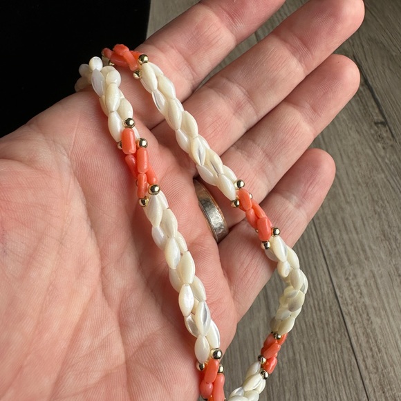 22” 3-Strand Freshwater/Rice/Seed Pearls and Coral Necklace, Vintage 1980’s - Picture 7 of 8